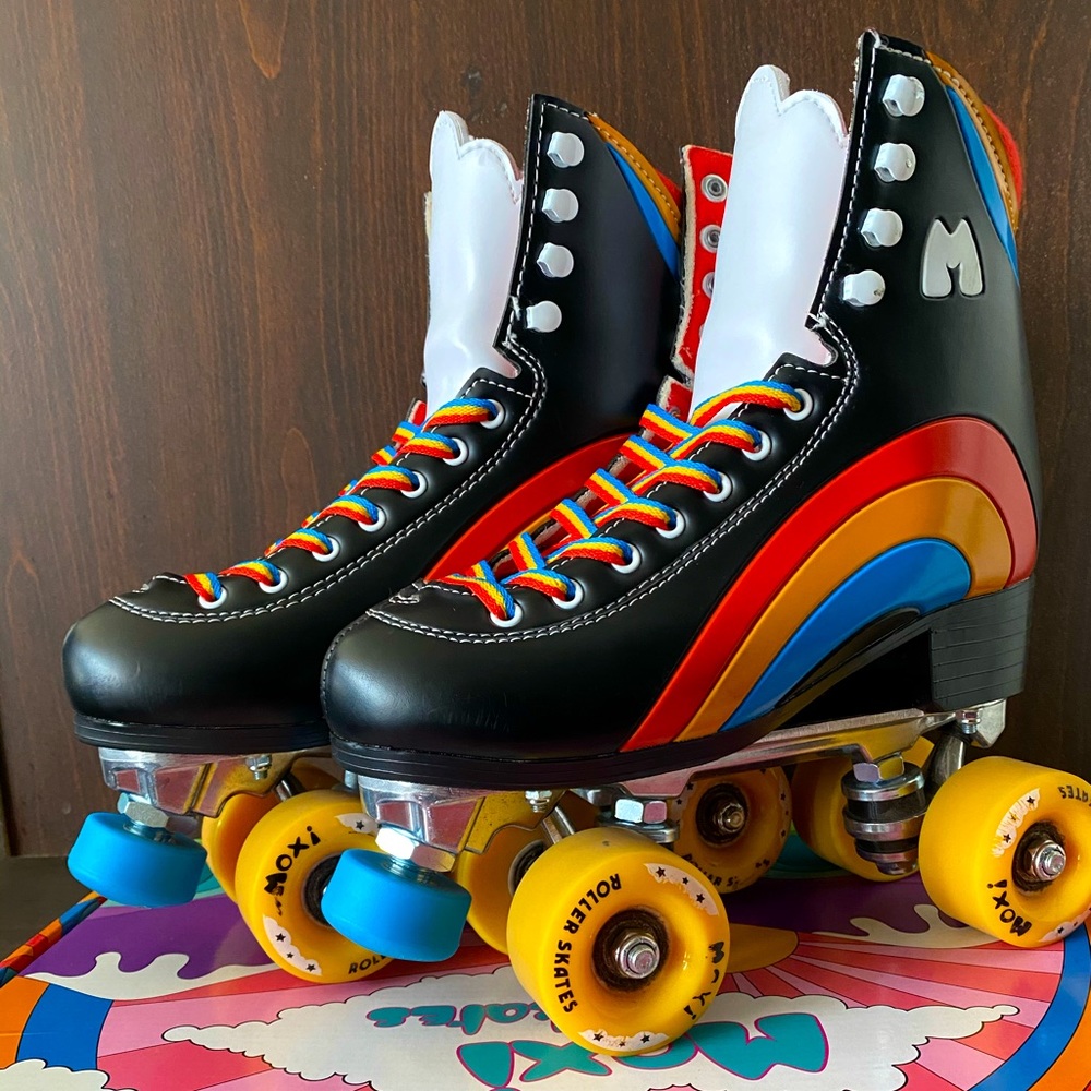 Moxi Rainbow Rider Skates US5